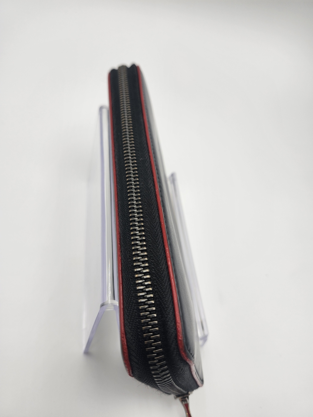 Authentic Preloved Christian Louboutin Black Leather Zip Wallet & Lipstk Bundle - Picture 6 of 16